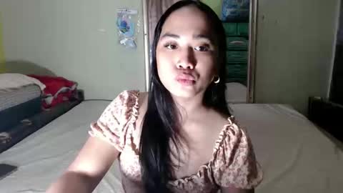 its paula online show from February 1, 8:46 am