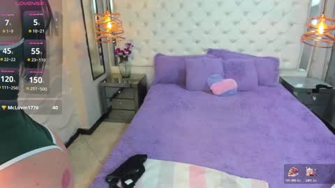 paulinabelen21 online show from February 11, 3:29 am