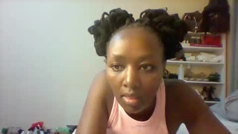 pauline19932016 online show from November 2, 7:17 pm