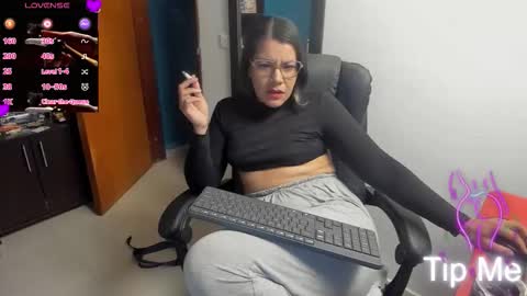 Tangerine Penaut online show from February 15, 2:03 am