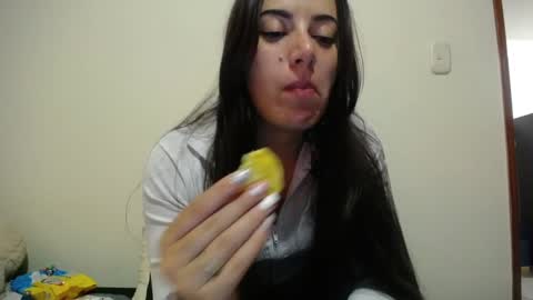 Pearl online show from March 12, 11:33 pm