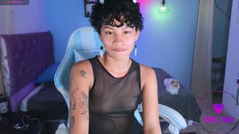 peggy-funn online show from March 5, 2:03 am