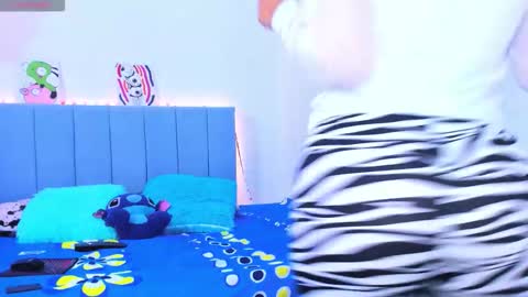 penelope online show from September 11, 3:18 am