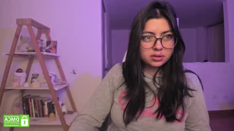 Sarah Ana Banana online show from March 2, 4:07 am