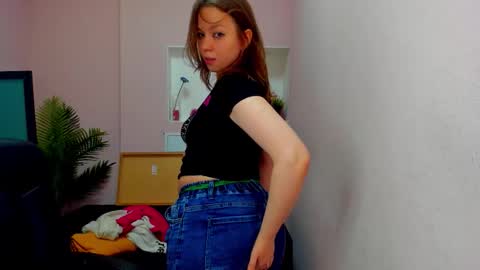 horror flying on the wings of the night.... online show from December 21, 9:08 pm