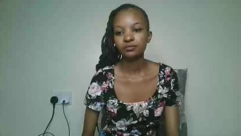 Lolly online show from May 17, 1:32 pm