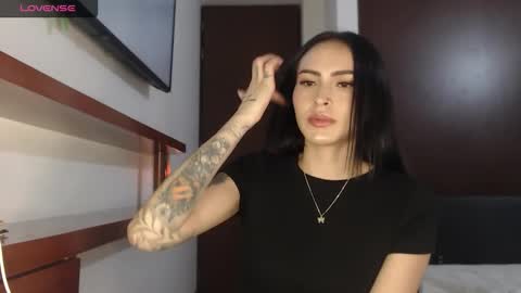 Linda online show from March 4, 3:24 am