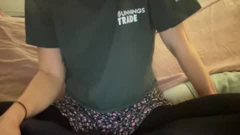 Snapshot of petitegirlypop chatting on February 27, 12:34 pm petitegirlypop online show from February 27, 12:34 pm