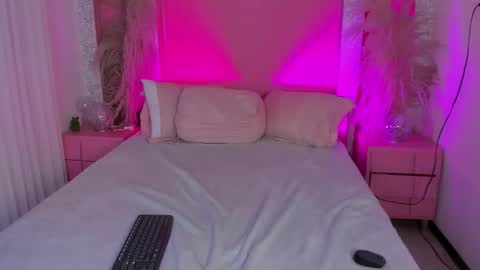 peytonn_monroe online show from November 21, 12:29 pm