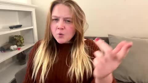 PhatAssBlond online show from February 14, 5:57 pm