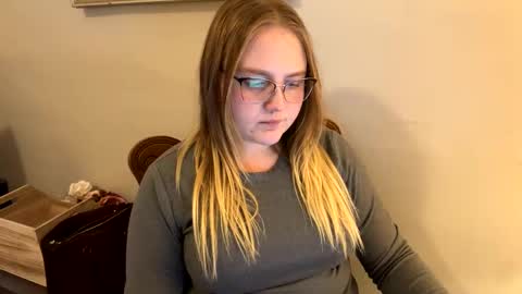 PhatAssBlond online show from January 29, 4:26 am