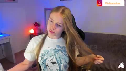 PiinkPandora online show from September 26, 8:28 pm