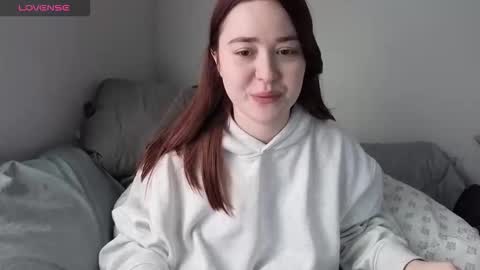 PilloGoddess online show from January 14, 8:58 pm