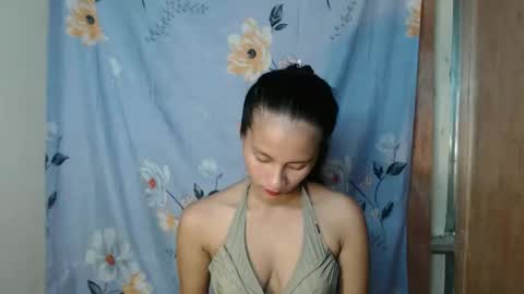 mae online show from December 17, 7:56 am