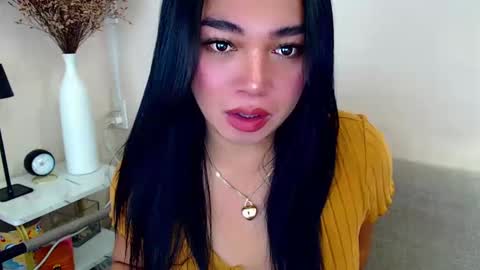 Snapshot of pinaymorena69 chatting on January 6, 1:53 am Just cath  online show from January 6, 1:53 am