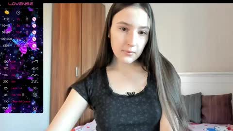 Snapshot of pingviluly chatting on October 23, 10:10 am pingviluly online show from October 23, 10:10 am