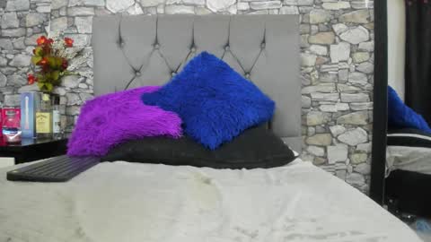 pink_lemonade7 online show from December 19, 11:19 pm