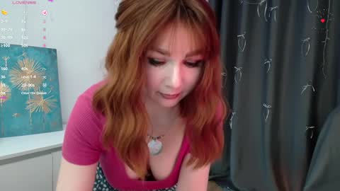 Perlita online show from April 1, 1:01 pm