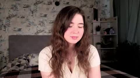 Emma online show from November 3, 11:47 am