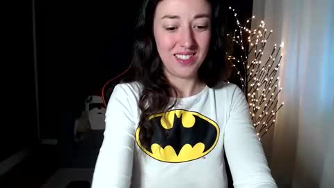 piscesgirl06 online show from December 20, 6:17 am