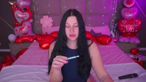 pixiehott online show from February 17, 7:07 am