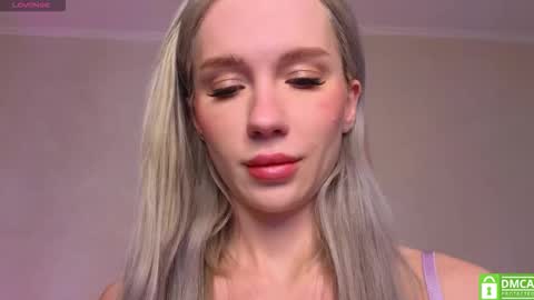 Emmy cheekslap and Edward online show from February 21, 10:05 am