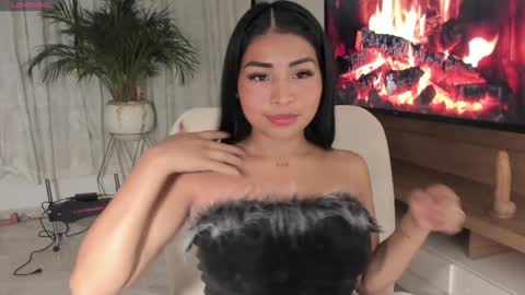 Nicole online show from January 26, 2:35 am