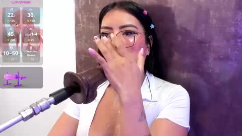 pocahontas_lantina online show from September 28, 4:41 am