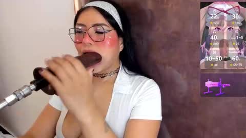 pocahontas_lantina online show from October 19, 5:20 am