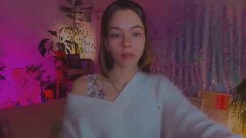 Snapshot of poli__ chatting on December 13, 8:14 pm Martha online show from December 13, 8:14 pm