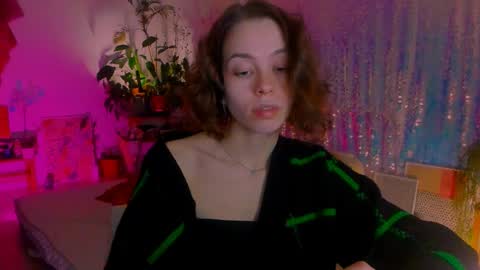 Snapshot of poli__ chatting on January 22, 7:24 pm Martha online show from January 22, 7:24 pm