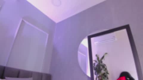 POLLY online show from December 17, 10:19 am