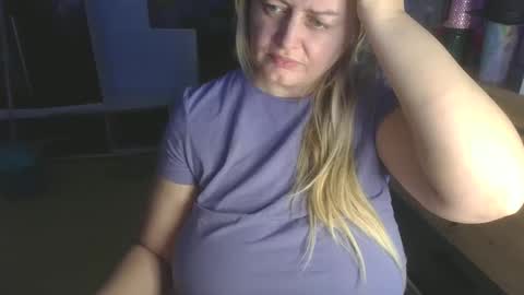 MelissOfficial online show from February 27, 9:47 pm