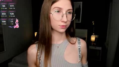 Elizabeth online show from October 21, 6:56 pm