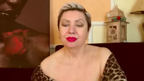 LADY POSH online show from February 25, 10:08 pm