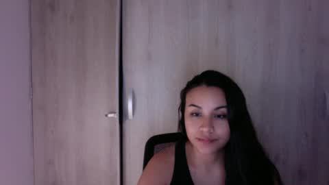 Snapshot of preggo_fantasy chatting on September 24, 4:33 am preggo_fantasy online show from September 24, 4:33 am