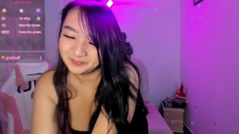 pretti scarlett online show from October 29, 10:52 am