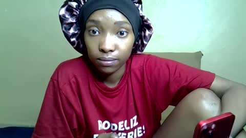 Snapshot of pretty_jazmine chatting on October 22, 6:51 am Jaz online show from October 22, 6:51 am