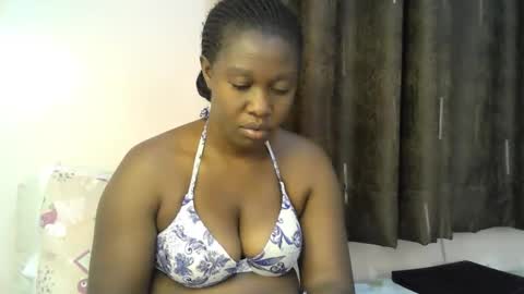 pretty_kylah online show from February 13, 3:08 am