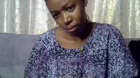 pretty_petite24 online show from September 16, 10:34 am