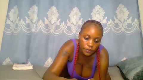 SHANIA online show from October 31, 7:07 pm