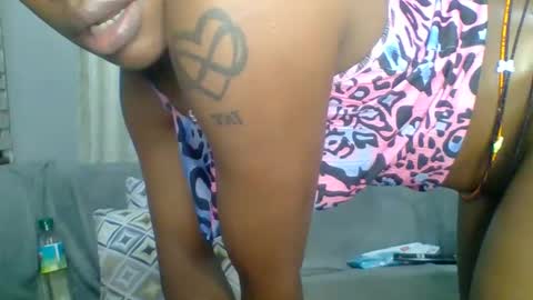 PrettyEla online show from November 24, 12:45 am