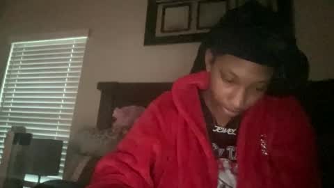 prettyfacefemale online show from April 20, 10:24 pm