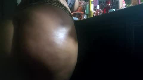 Mona Red online show from March 5, 11:38 am