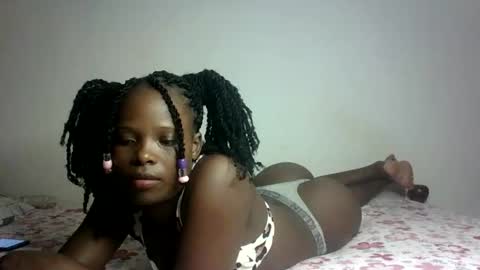 Melly online show from March 3, 6:53 pm