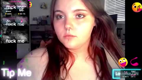 Snapshot of prettypearl123 chatting on September 14, 9:34 pm pretttypearl online show from September 14, 9:34 pm