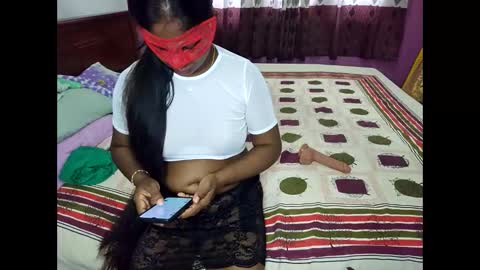 Prettypriya online show from December 18, 2:05 am