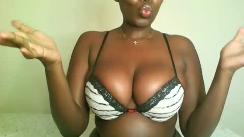 prettyvishy online show from February 2, 2:32 am