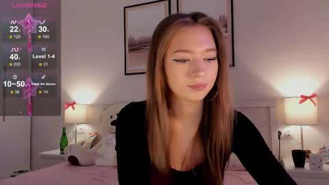 Princess Diana online show from November 27, 6:11 pm