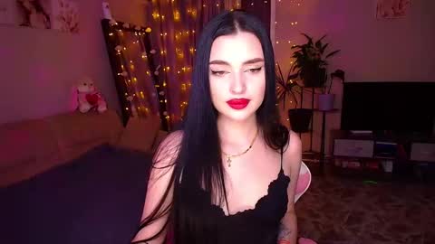 princessamira1 online show from December 1, 5:04 pm
